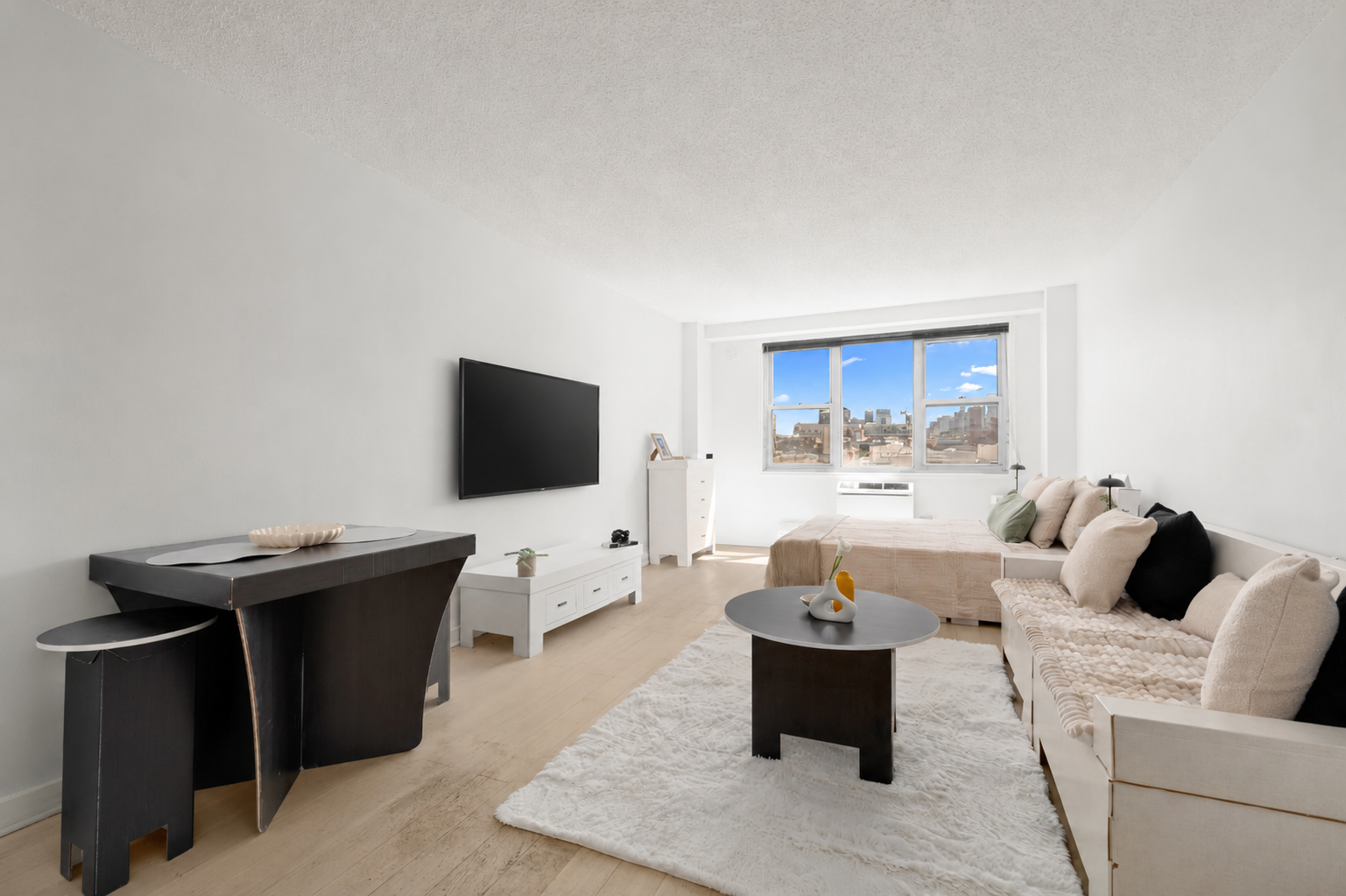 230 East 15th Street, Unit 9K Manhattan, NY 10003 - Photo 3 of 12
