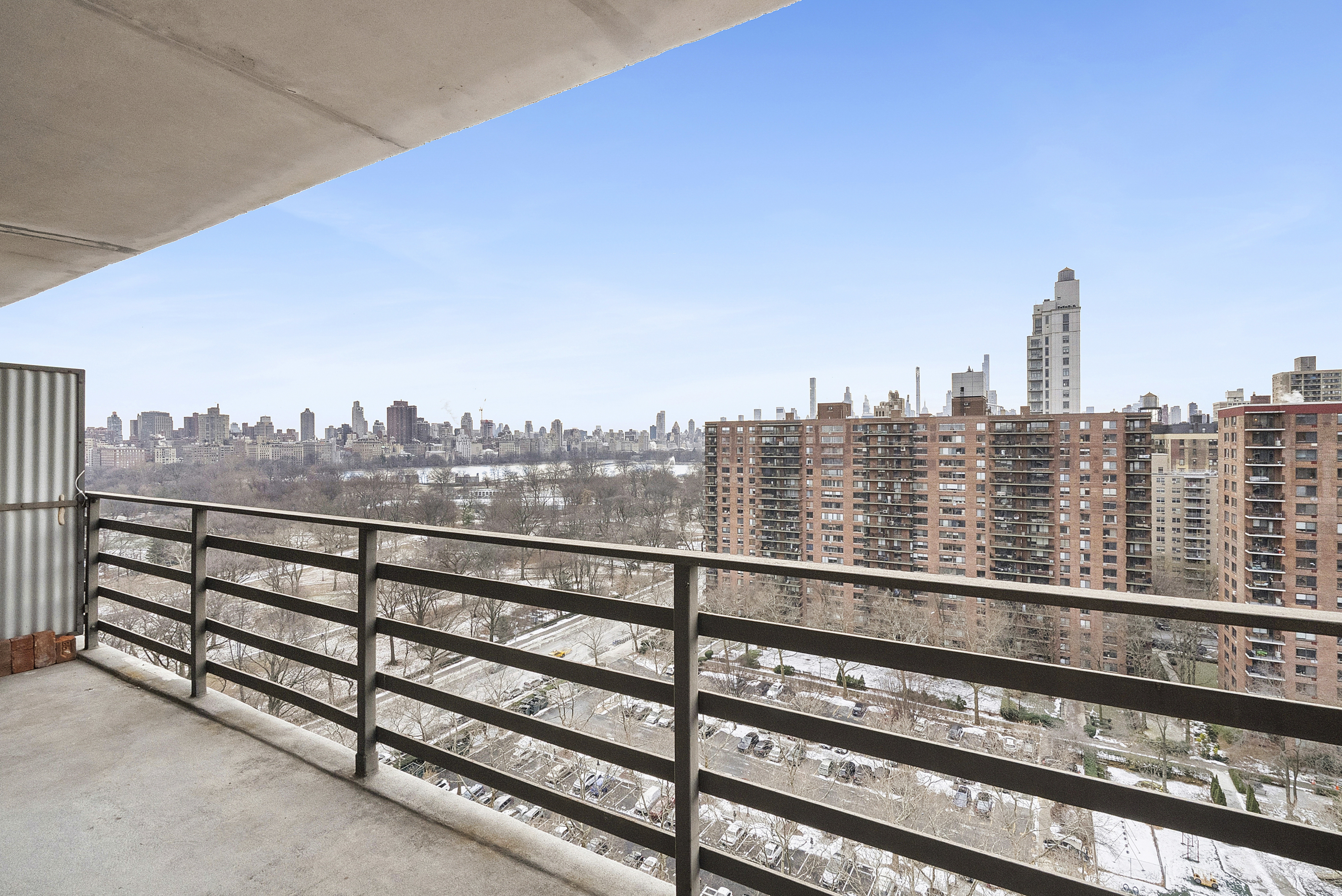 400 Central Park West, Unit 20B Manhattan, NY 10025 - Photo 3 of 11 a view of city with balcony