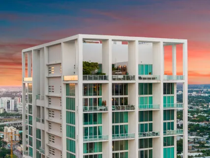 $6,750,000 | 1040 Biscayne Boulevard, Unit 4602, Miami, FL 33132