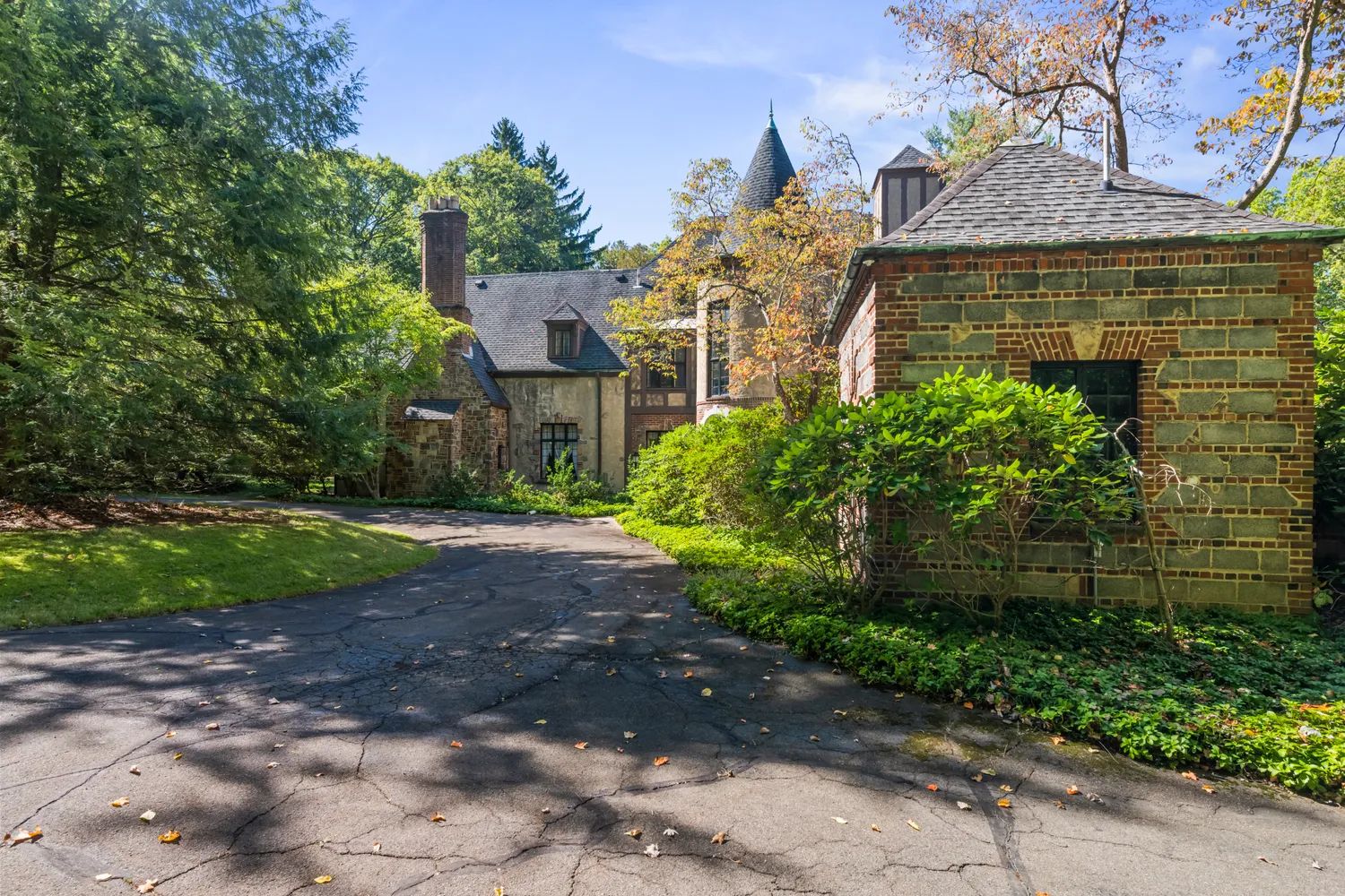 $1,200,000 | 113 Maple Avenue, Oil City, PA 16301