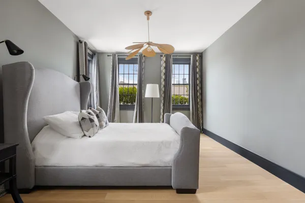 $5,350,000 | 72 Poplar Street, Unit PH | Brooklyn Heights