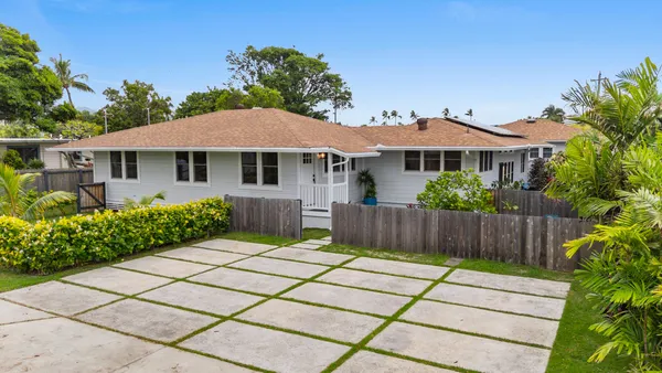 $3,395,000 | 244 Awakea Road, Kailua, HI 96734