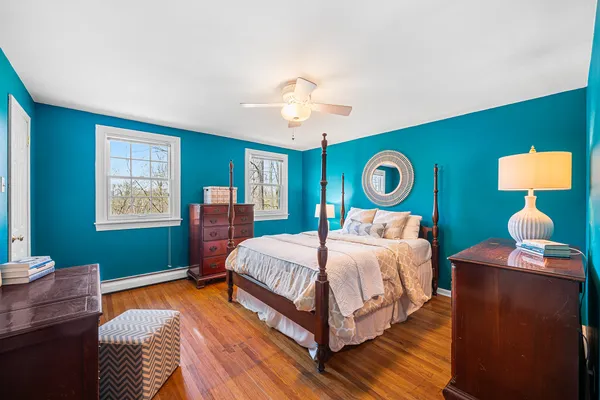 $725,000 | 6 Cypress Lane, Berwyn, PA 19312