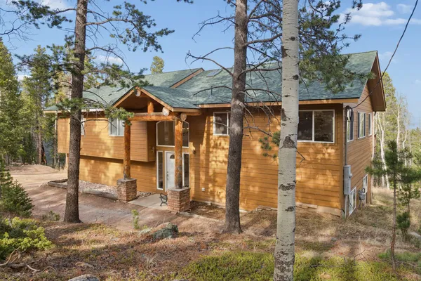 $730,000 | 8 Yuma Trail, Evergreen, CO 80439