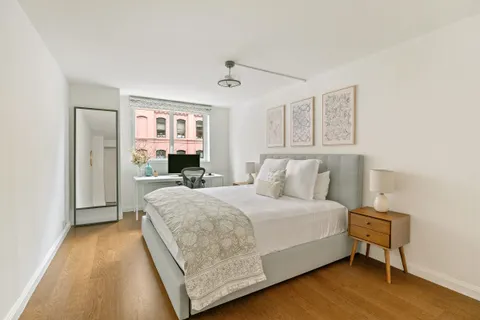 $1,995,000 | 200 East 94th Street, Unit 222 | Upper East Side