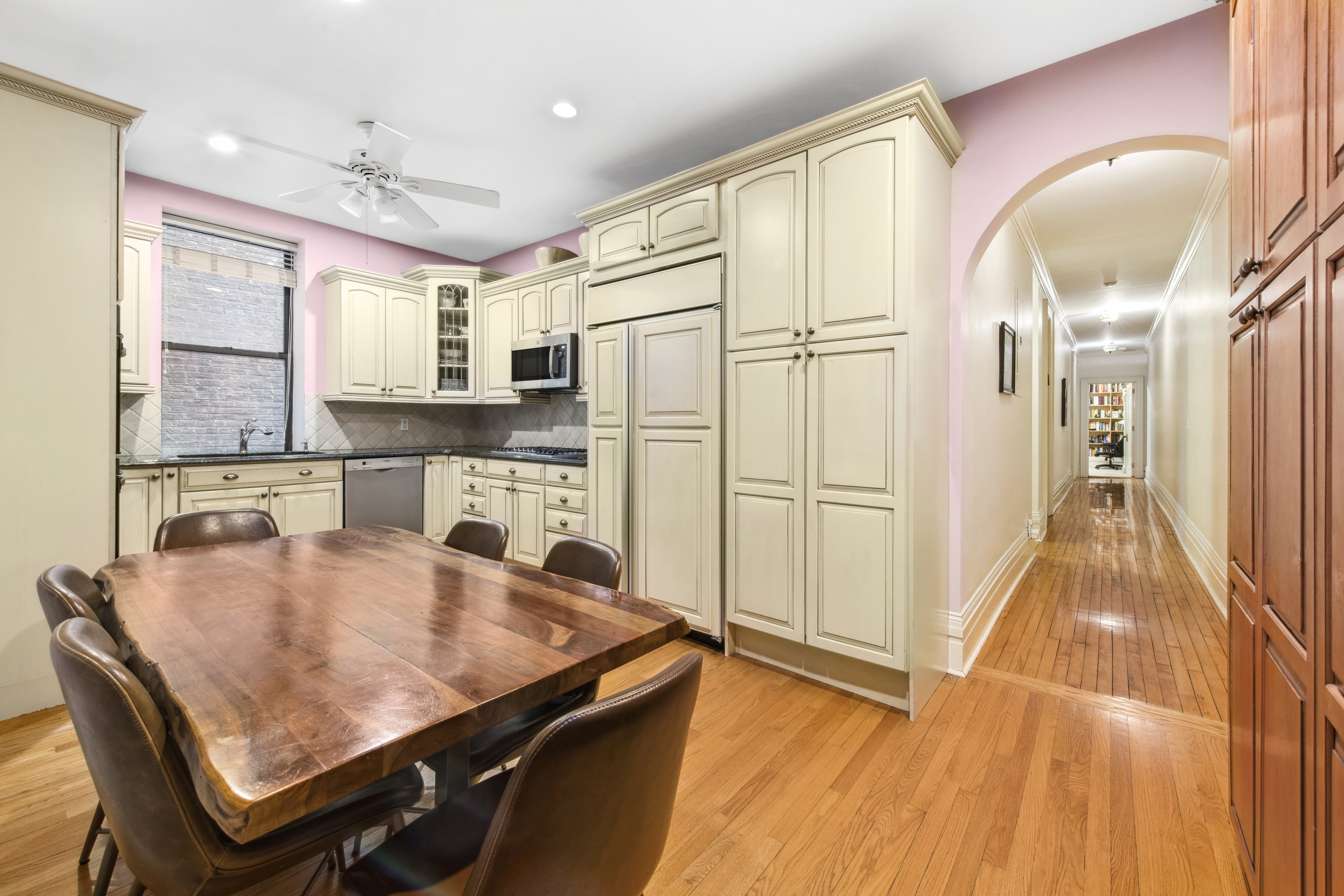 229 West 97th Street, Unit 5E Manhattan, NY 10025 - Photo 7 of 19