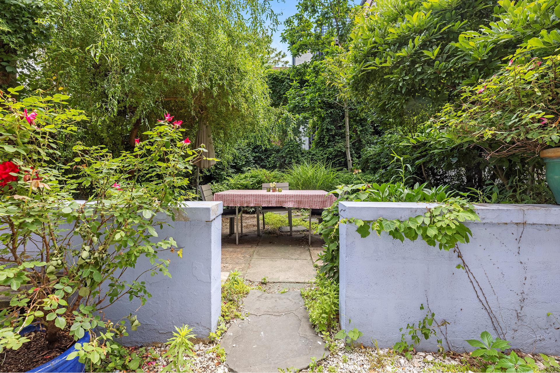 122 Kane Street, Unit 1 Brooklyn, NY 11231 - Photo 1 of 7