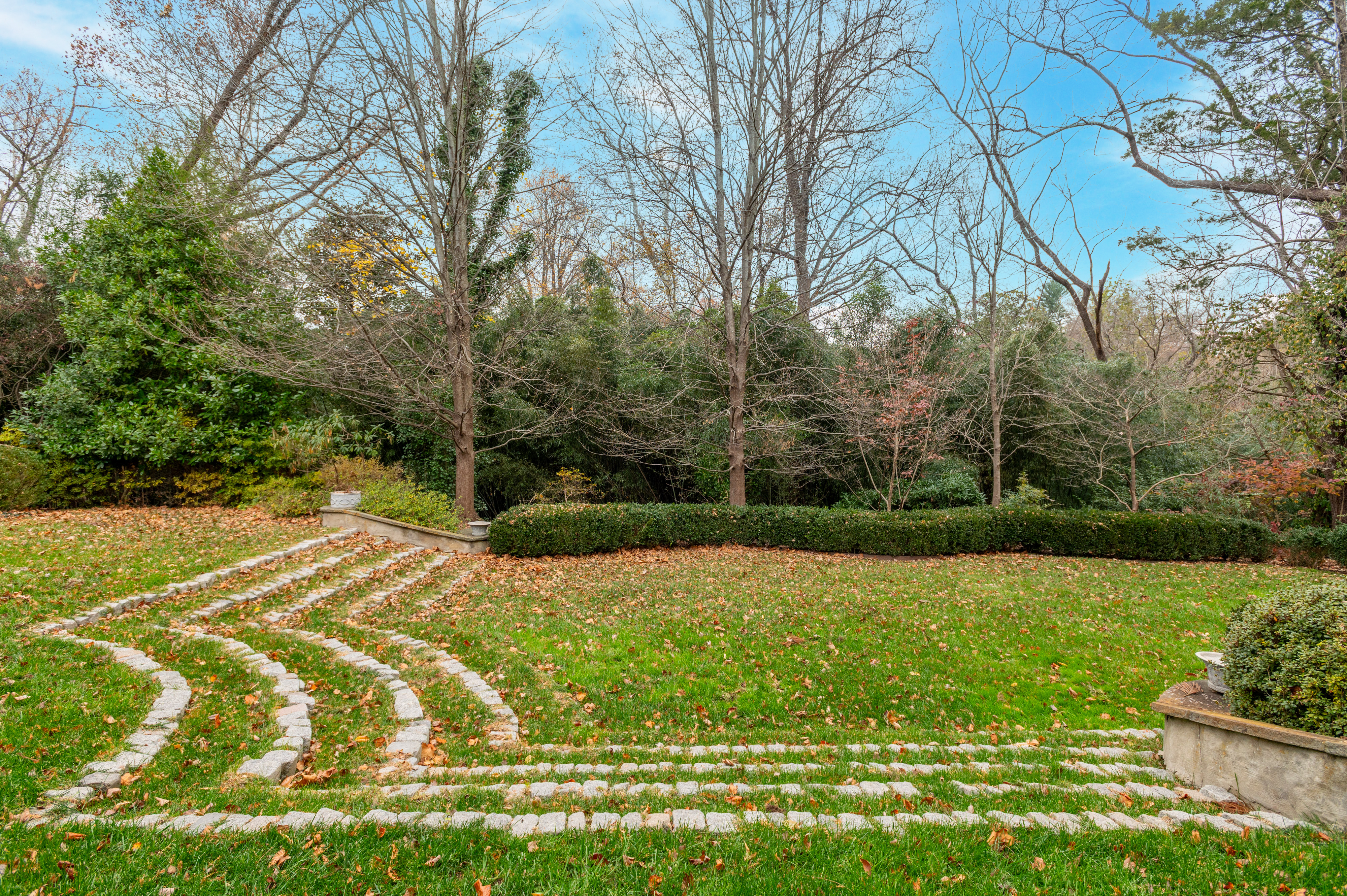 2650 Chain Bridge Road Northwest Washington, DC 20016 - Photo 4 of 6
