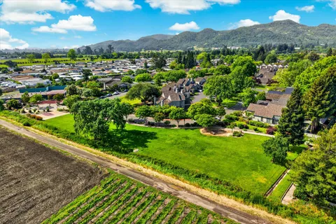 $1,699,000 | 1866 Oak Circle, Yountville, CA 94599