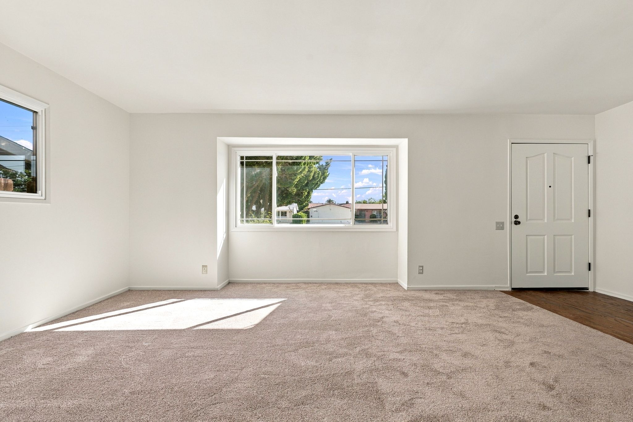 24107 Highlander Road West Hills, CA 91307 - Photo 7 of 34 Gallery Image 7
