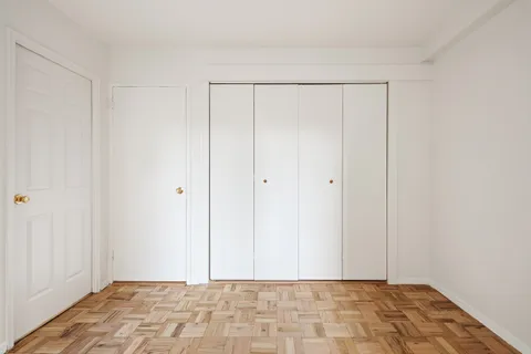 $1,150,000 | 301 East 22nd Street, Unit 4CD | Gramercy