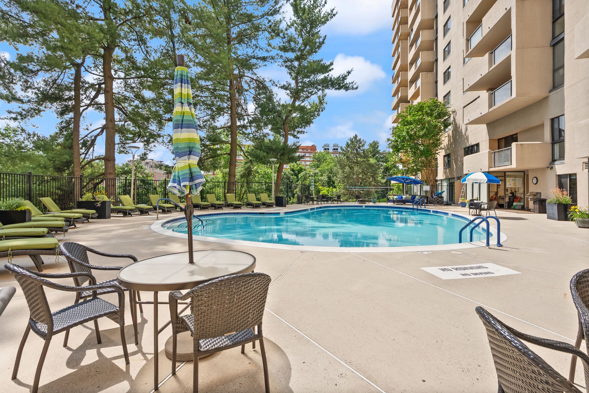 1101 South Arlington Ridge Road, Unit 608 Arlington, VA 22202 - Photo 44 of 45