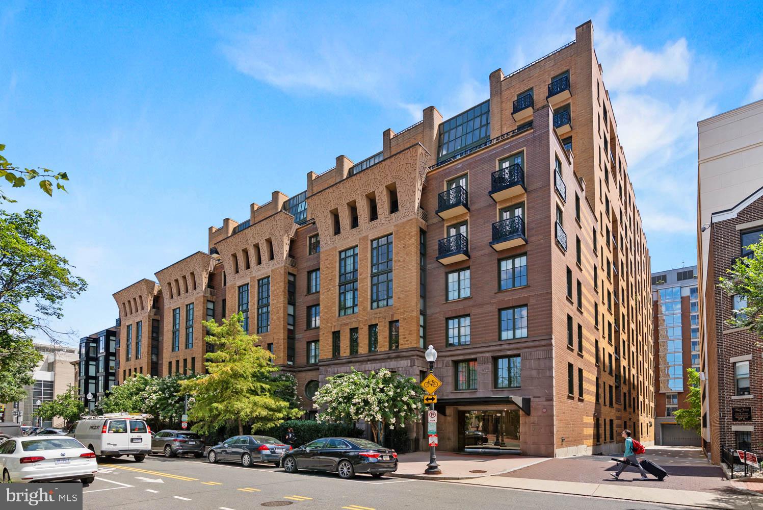910 M Street Northwest, Unit 403 Washington, DC 20001 - Photo 29 of 31 a view of a building and a street view