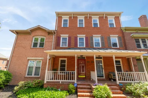 $950,000 | 1529 Oronoco Street, Alexandria, VA 22314