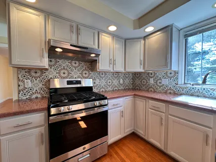 Contact Agent | 322 Lowell Street, Lexington, MA 02420