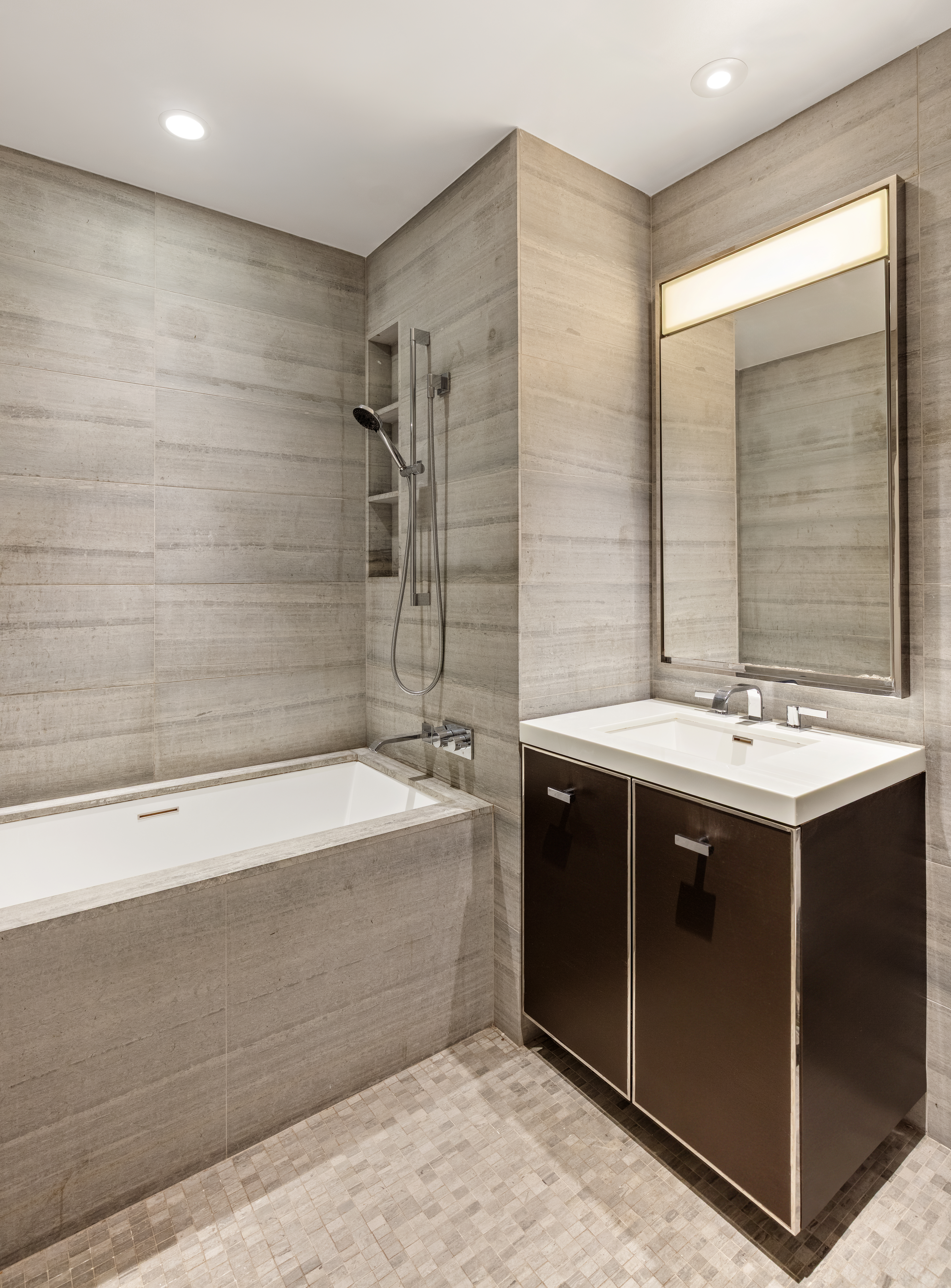 252 South Street, Unit 11J Manhattan, NY 10002 - Photo 5 of 6
