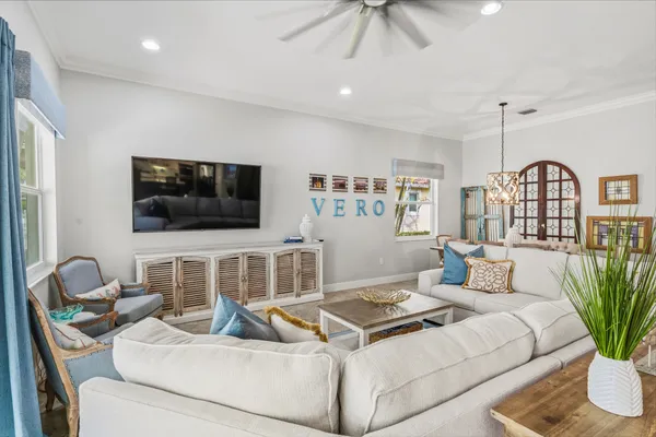 $640,000 | 4245 Diamond Square, Vero Beach, FL 32967