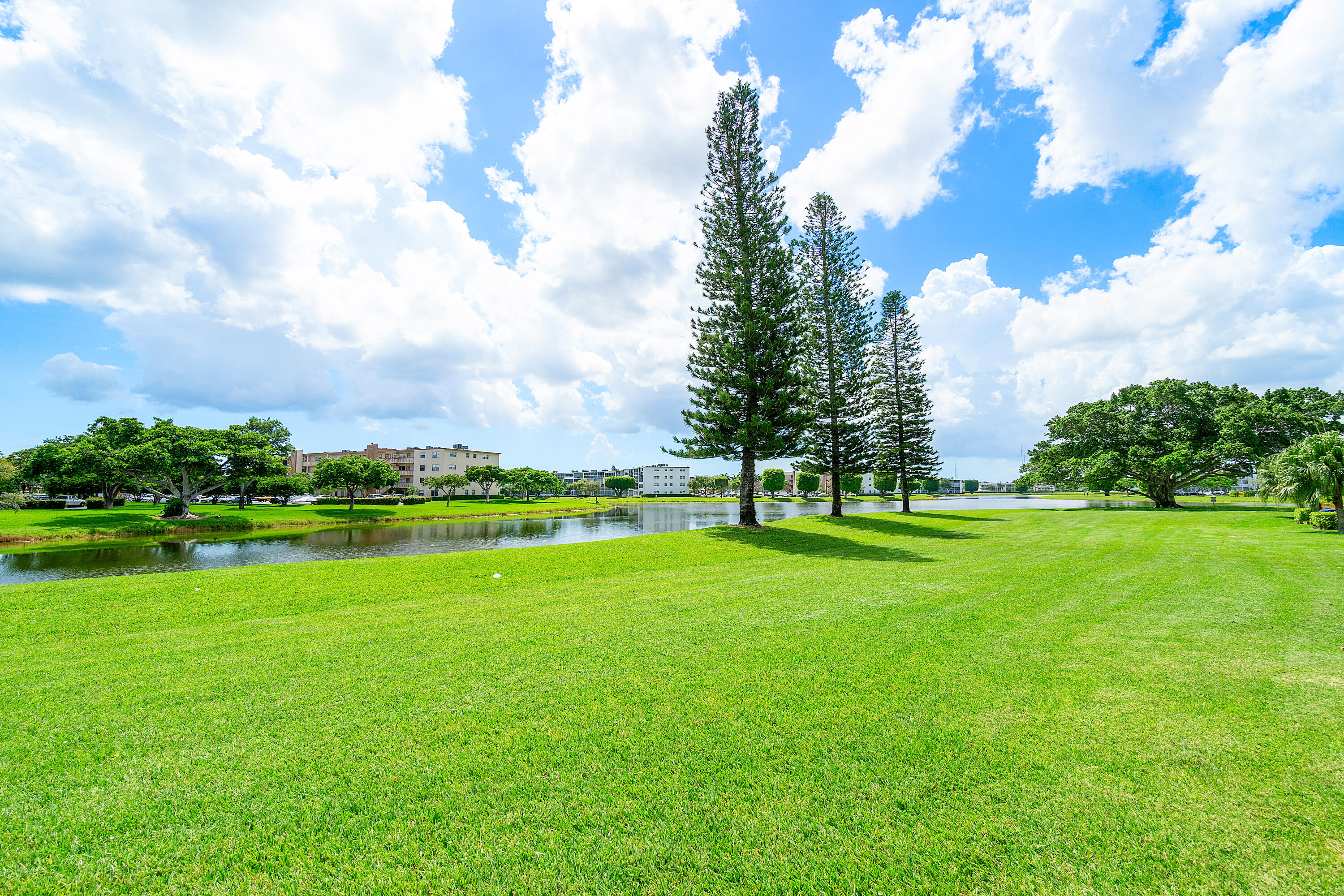 2046 Rexford Drive, Unit C Boca Raton, FL 33434 - Photo 21 of 32