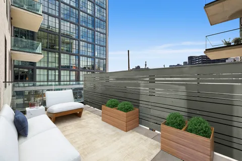 $915,000 | 22-18 Jackson Avenue, Unit 209 | Long Island City