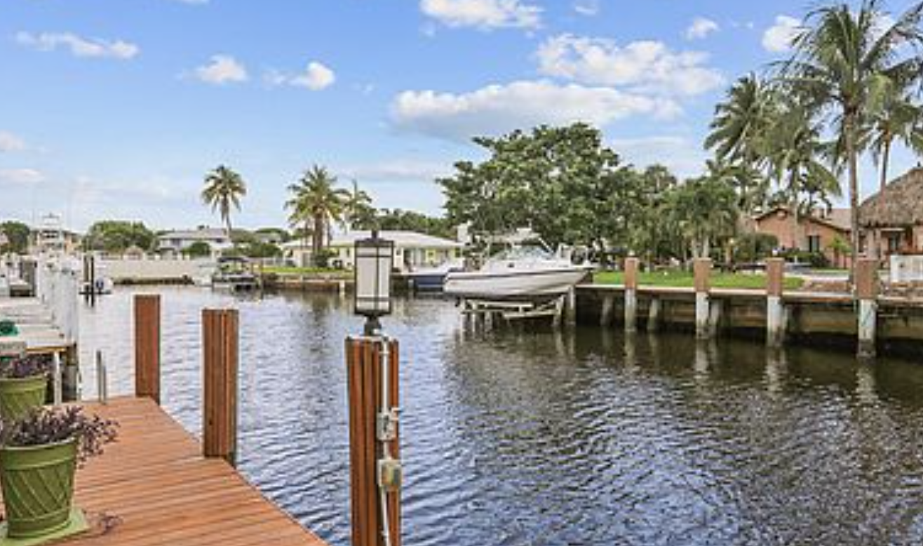 5798 Northeast 7th Avenue Boca Raton, FL 33487 - Photo 2 of 3