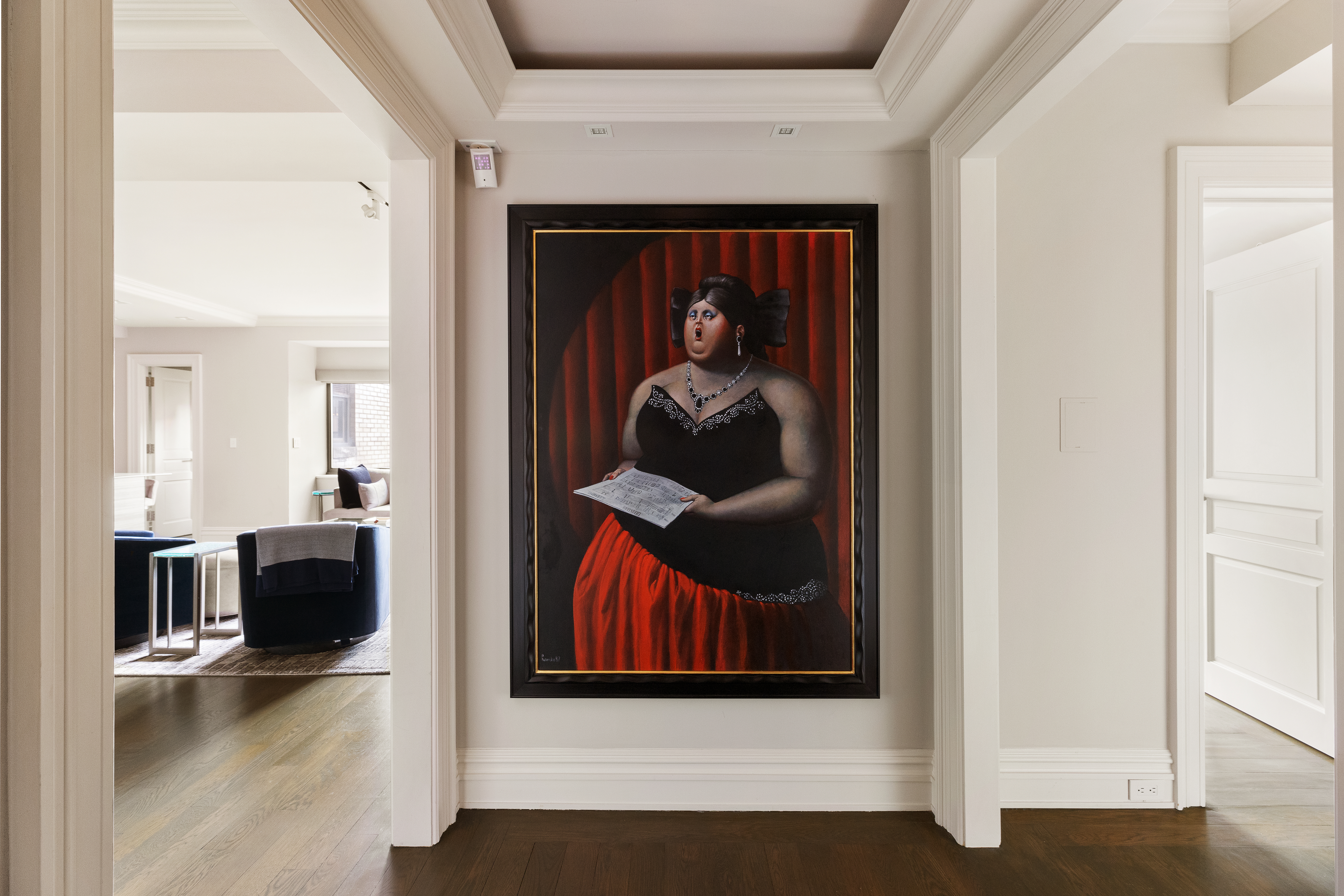 25 East 83rd Street, Unit 10D Manhattan, NY 10028 - Photo 5 of 17 a view of a hallway with wooden floor and a hallway