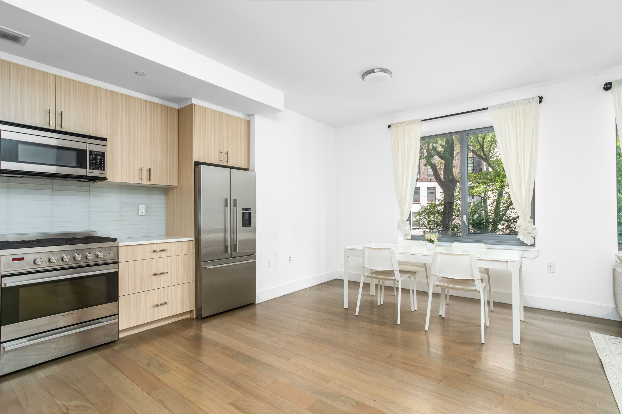 52 Convent Avenue, Unit 1B Manhattan, NY 10027 - Photo 3 of 16