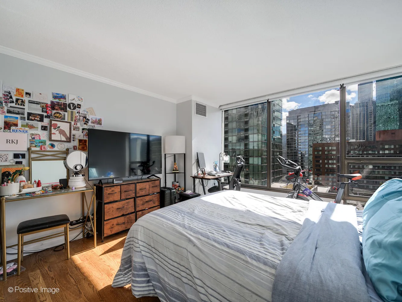 $245,000 | 230 East Ontario Street, Unit 2602, Chicago, IL 60611