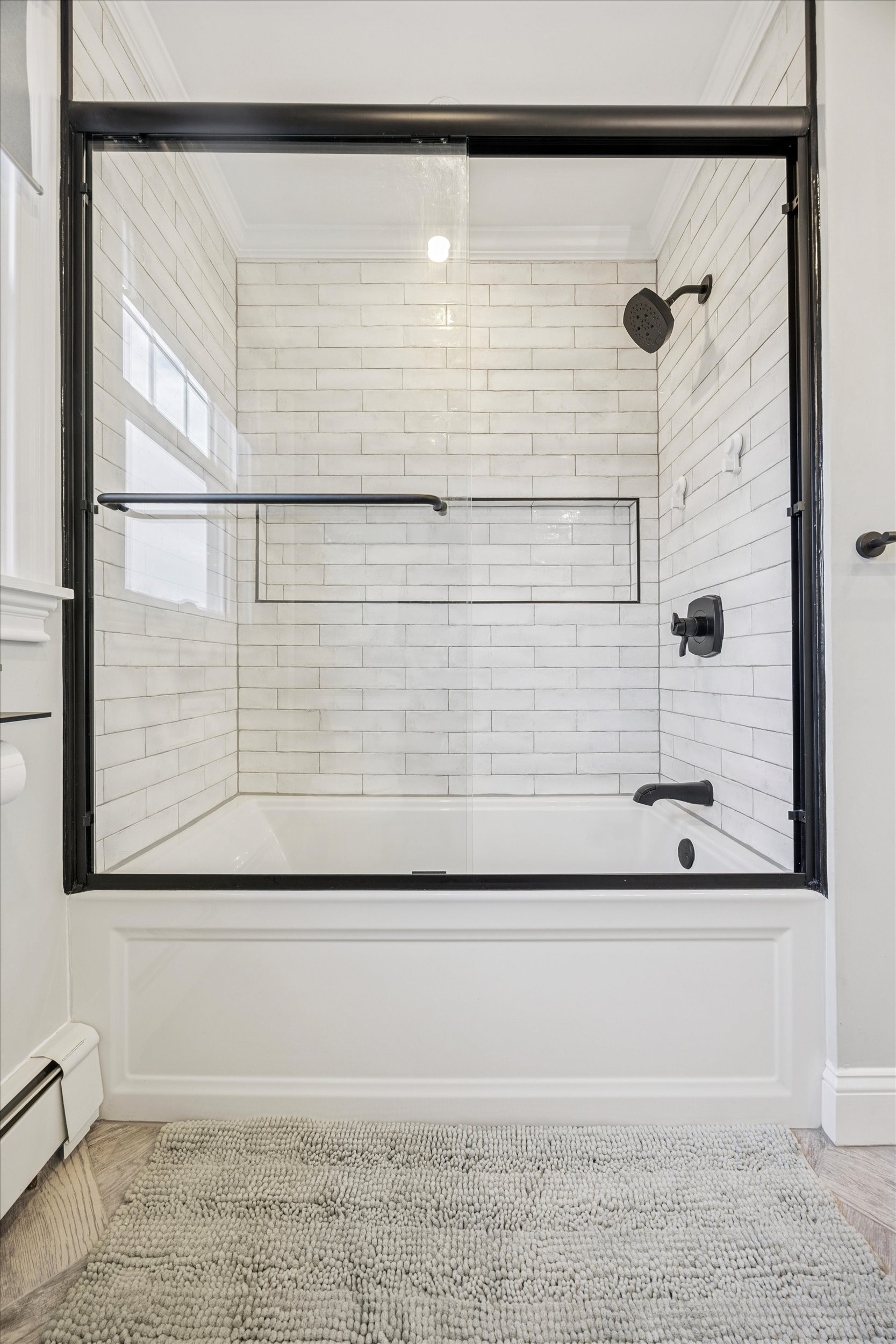 535 Bell Lane Ambler, PA 19002 - Photo 18 of 45 a bathroom with a bathtub