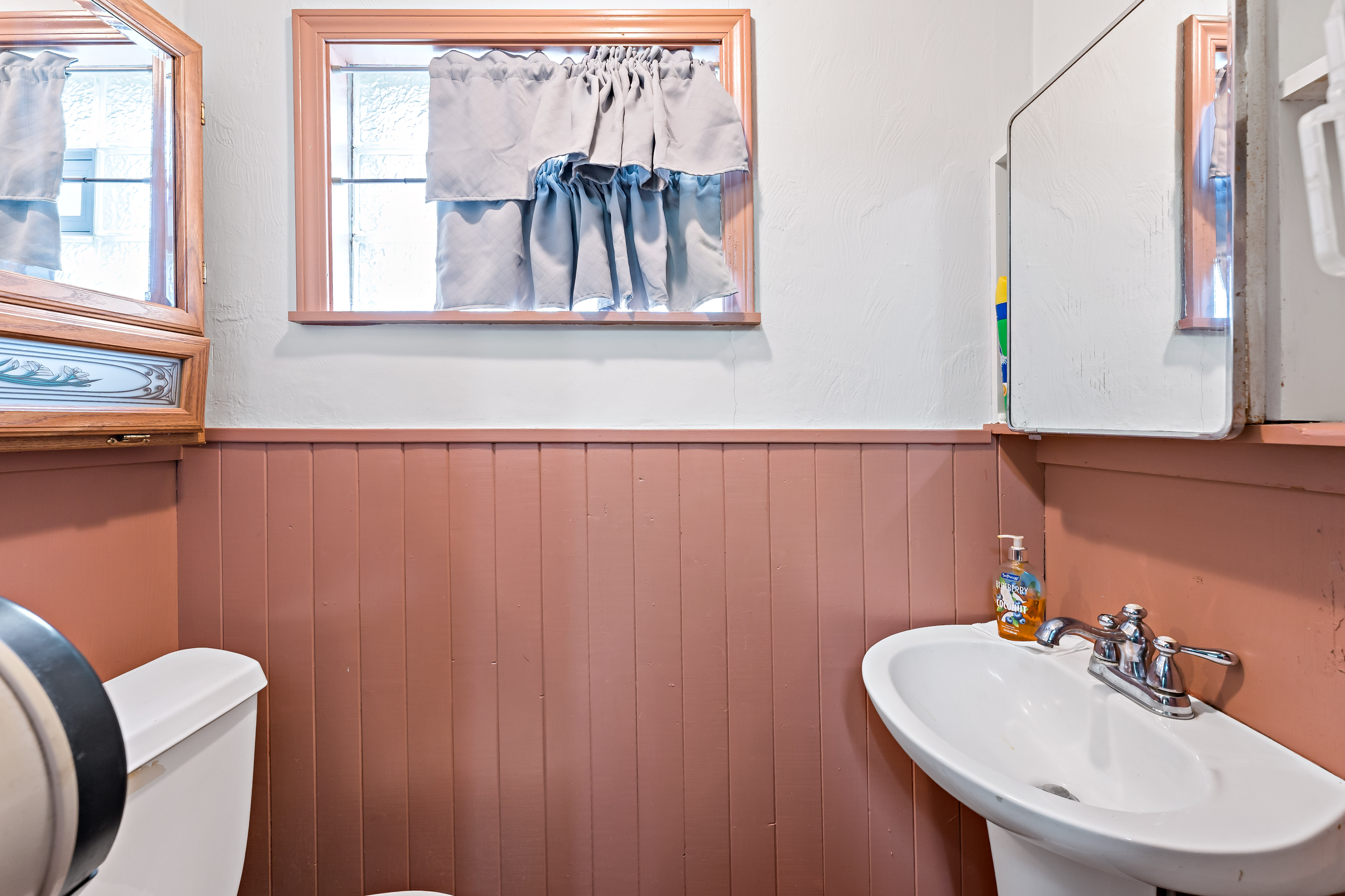 180 Butler Road Saxonburg, PA 16056 - Photo 31 of 52 a bathroom with a sink mirror and toilet