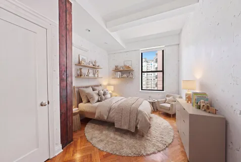 $2,600,000 | 177 East 77th Street, Unit PHC | Upper East Side