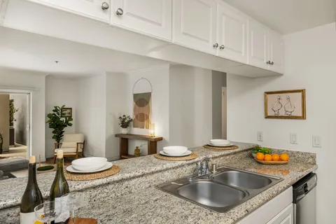 $550,000 | 838 Pine Avenue, Unit 113, Long Beach, CA 90813