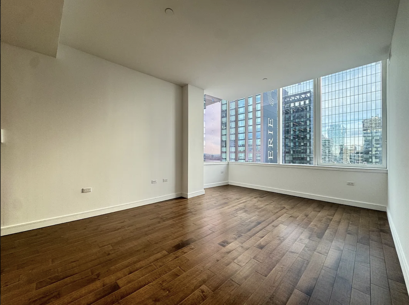 525 West 36th Street, Unit 36B Manhattan, NY 10018 - Photo 9 of 31