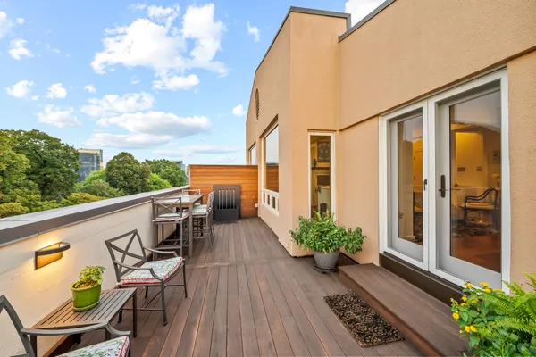 $1,220,000 | 327 Warren Avenue, Unit J, Baltimore, MD 21230