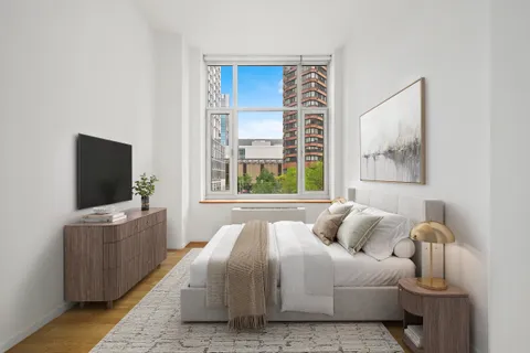 $1,150,000 | 635 West 42nd Street, Unit 2H | Hell's Kitchen