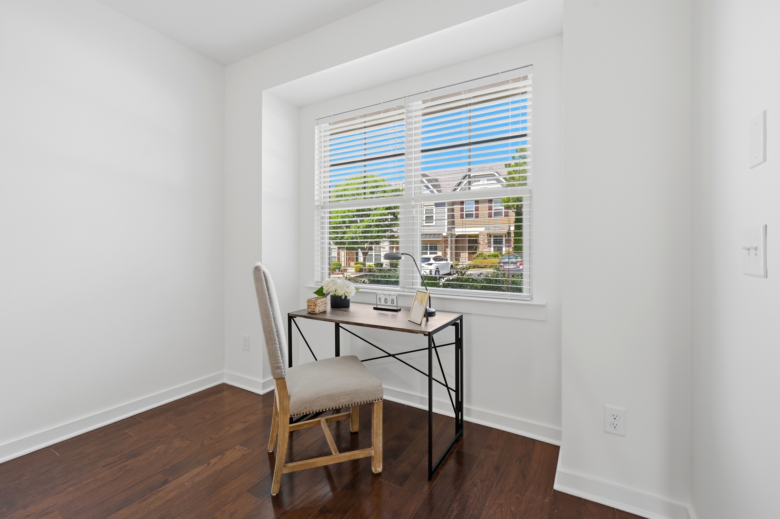6420 Swatner Drive Raleigh, NC 27612 - Photo 7 of 33