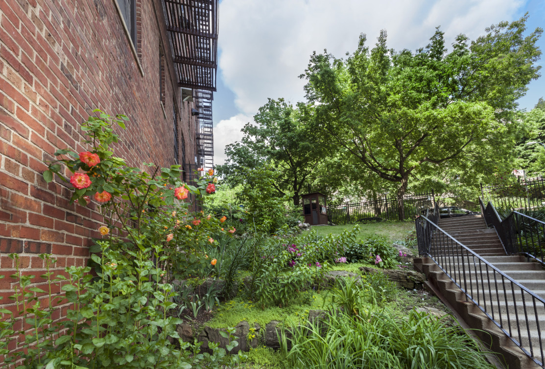 159-34 Riverside Drive West, Unit 2H Manhattan, NY 10032 - Photo 10 of 11