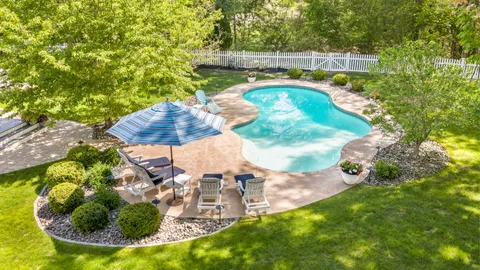 Contact Agent | 5 Jamaica Lane, Haverhill, MA 01830