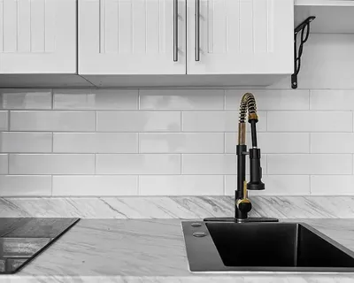 $3,800,000 | 2822 Pine Tree Drive, Miami Beach, FL 33140