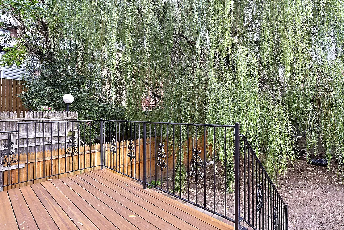 10-44 47th Road, Unit 1 Queens, NY 11101 - Photo 10 of 12