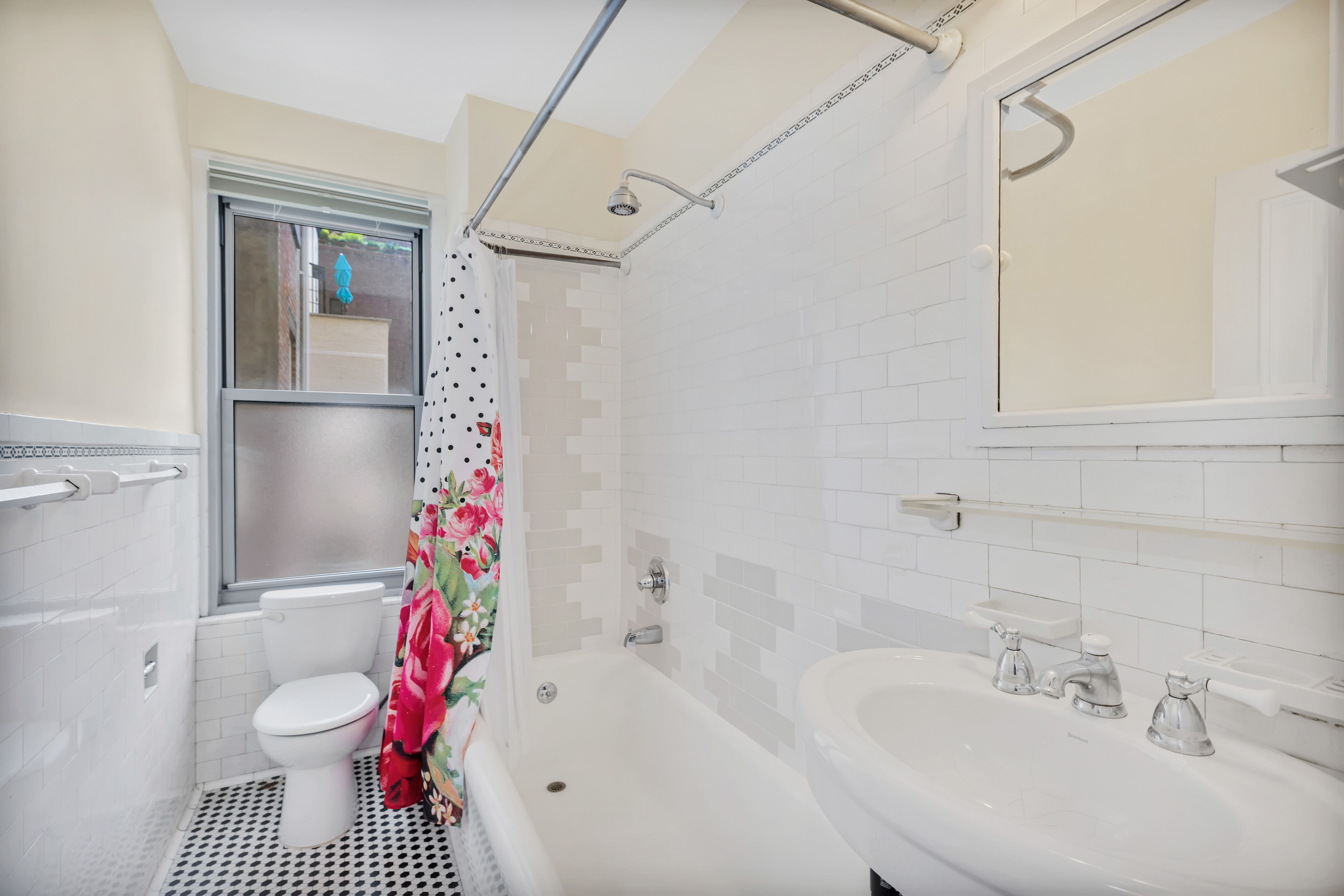 1 Plaza Street West, Unit 2C Brooklyn, NY 11217 - Photo 6 of 7