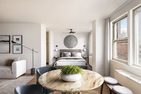 $495,000 | 201 East 36th Street, Unit 16F | Murray Hill