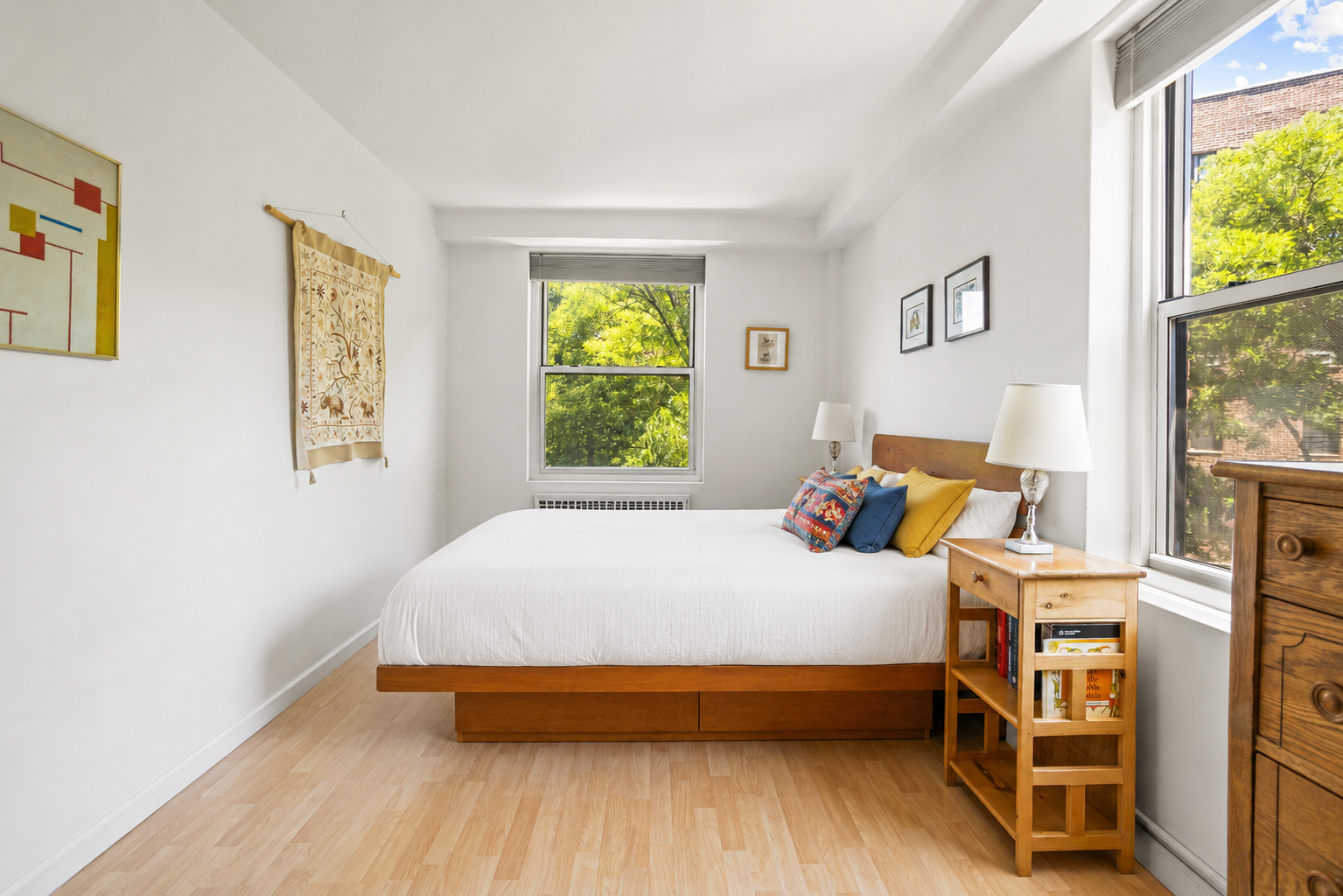 35-11 85th Street, Unit 4K Queens, NY 11372 - Photo 3 of 9