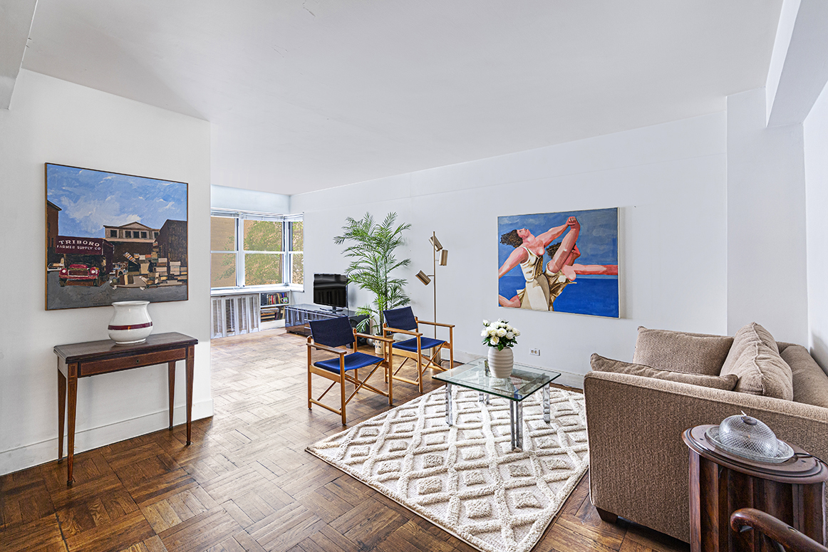 11 5th Avenue, Unit 3A Manhattan, NY 10003 - Photo 1 of 6