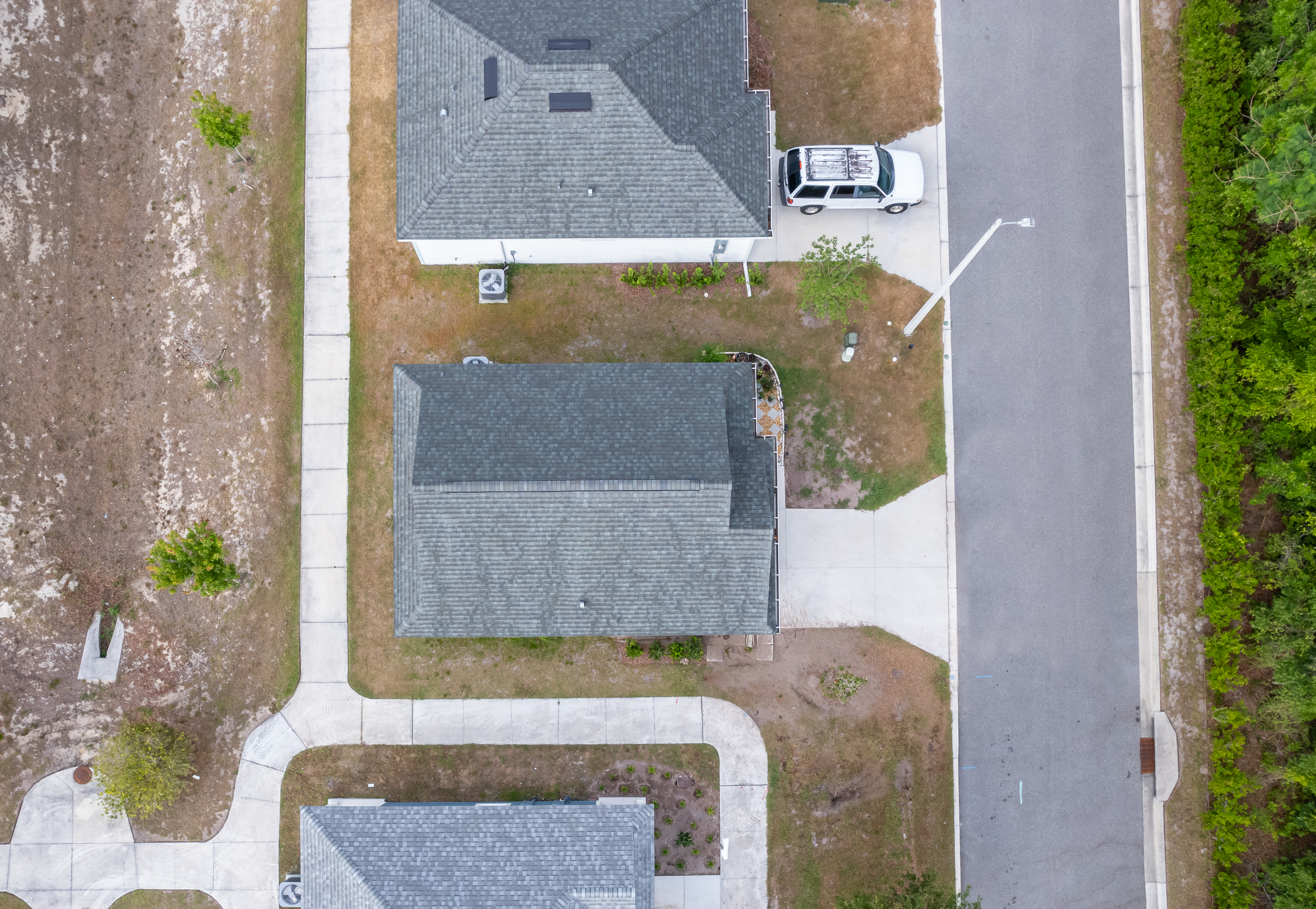 1360 Cottage Circle Tavares, FL 32778 - Photo 22 of 25 an aerial view of a house with outdoor space