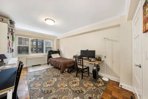 $1,675,000 | 345 East 56th Street, Unit 7J | Sutton Place