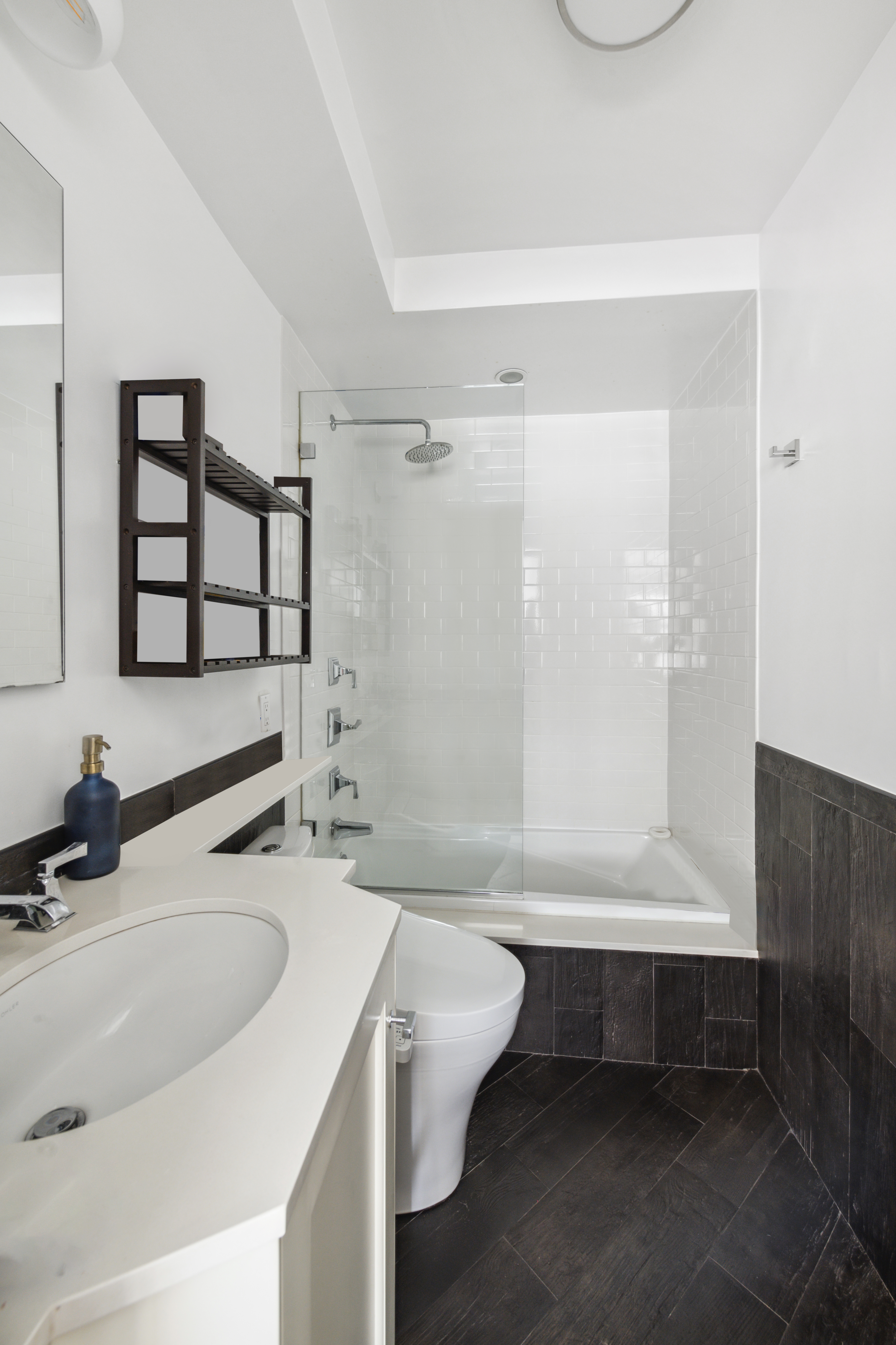 166 East 63rd Street, Unit 6J Manhattan, NY 10065 - Photo 6 of 11