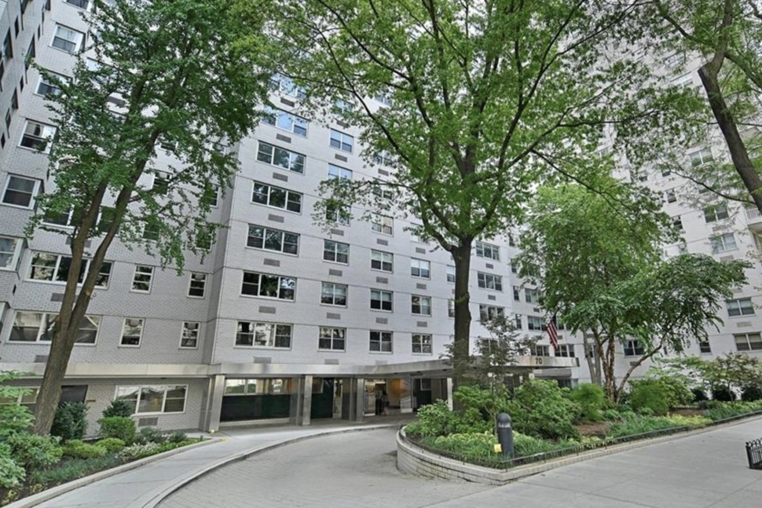 70 East 10th Street, Unit 16U Manhattan, NY 10003 - Photo 14 of 16