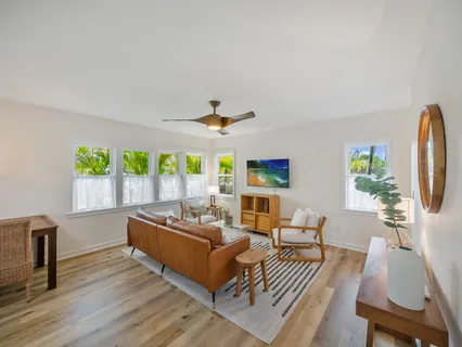 $3,395,000 | 244 Awakea Road, Kailua, HI 96734