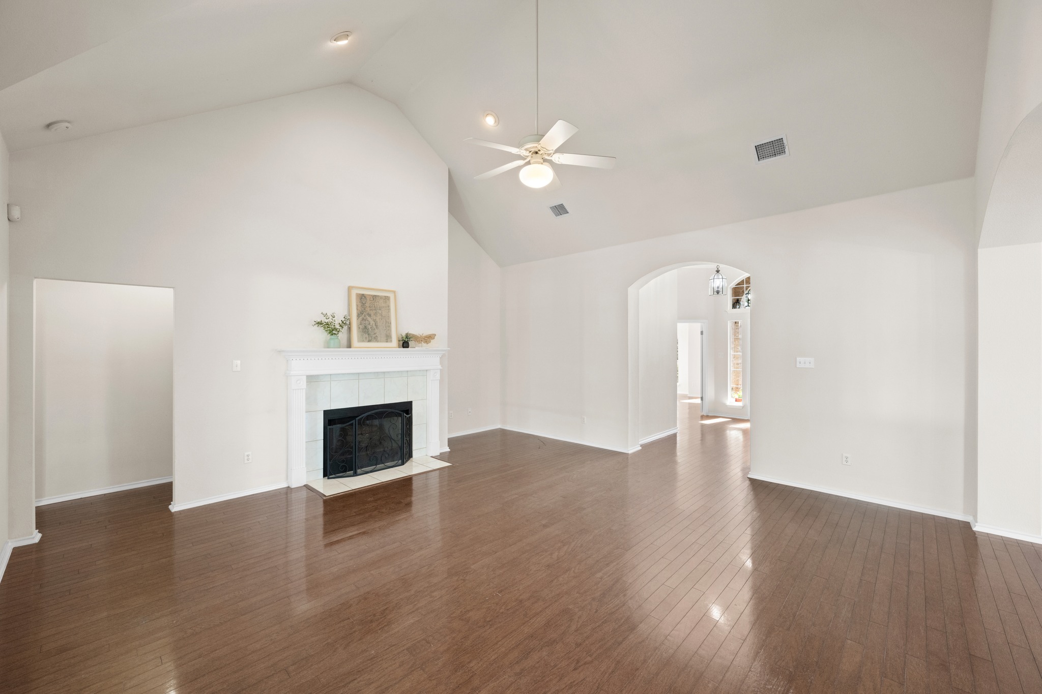 3600 Normandy Ridge Lane Austin, TX 78738 - Photo 9 of 73 Gallery Image 9