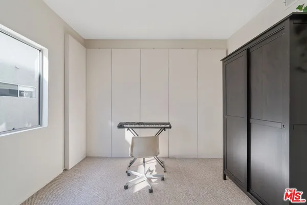 $1,138,000 | 1915 Malcolm Avenue, Unit 301, Los Angeles, CA 90025